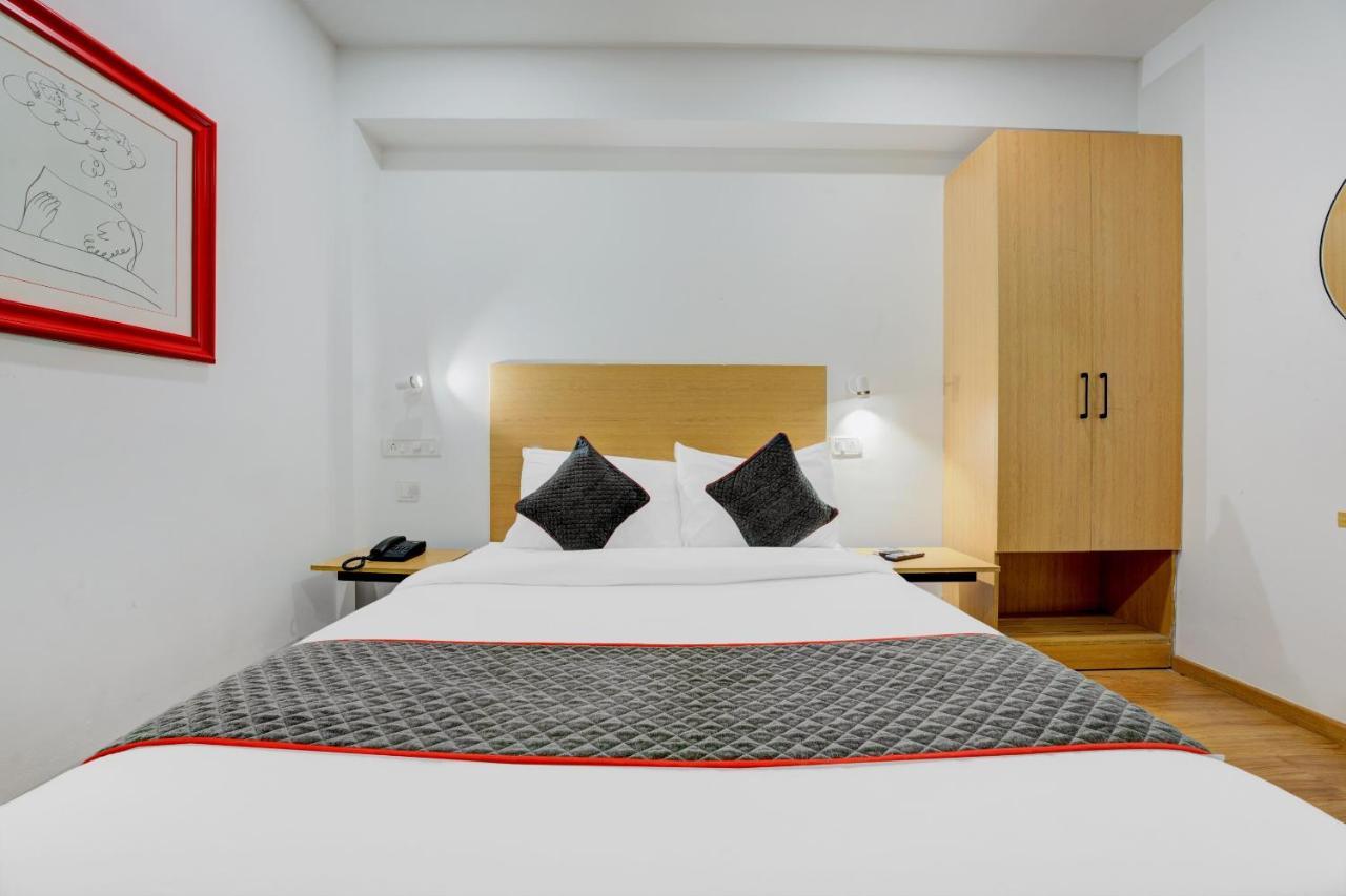 Oyo Townhouse 74871 Thoraipakkam Ξενοδοχείο Τσενάι Εξωτερικό φωτογραφία
