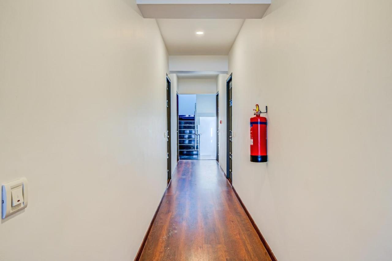 Oyo Townhouse 74871 Thoraipakkam Ξενοδοχείο Τσενάι Εξωτερικό φωτογραφία