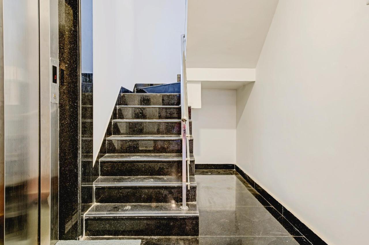 Oyo Townhouse 74871 Thoraipakkam Ξενοδοχείο Τσενάι Εξωτερικό φωτογραφία